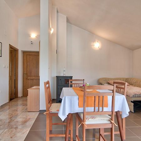 Apartment Maja Štinjan Eksteriør bilde