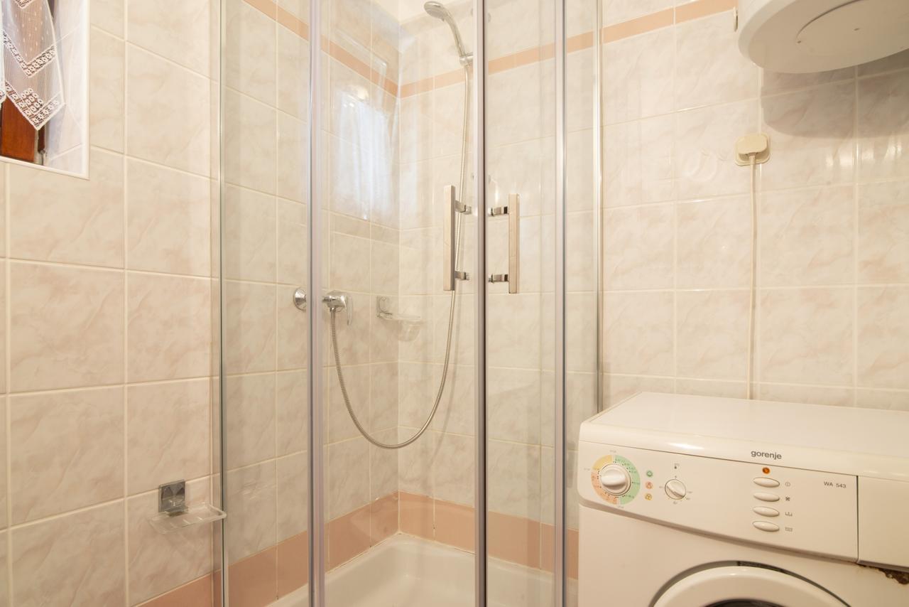 Apartment Maja Štinjan Eksteriør bilde