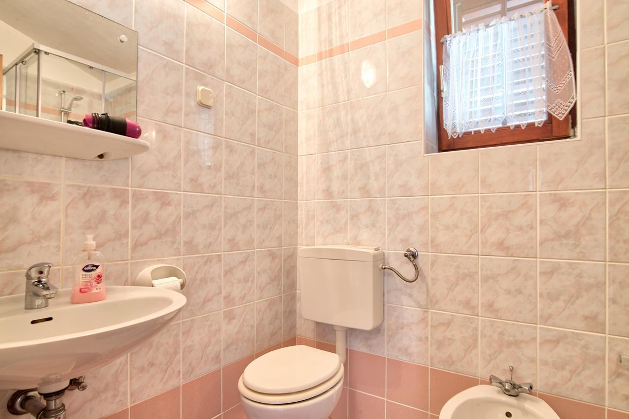 Apartment Maja Štinjan Eksteriør bilde